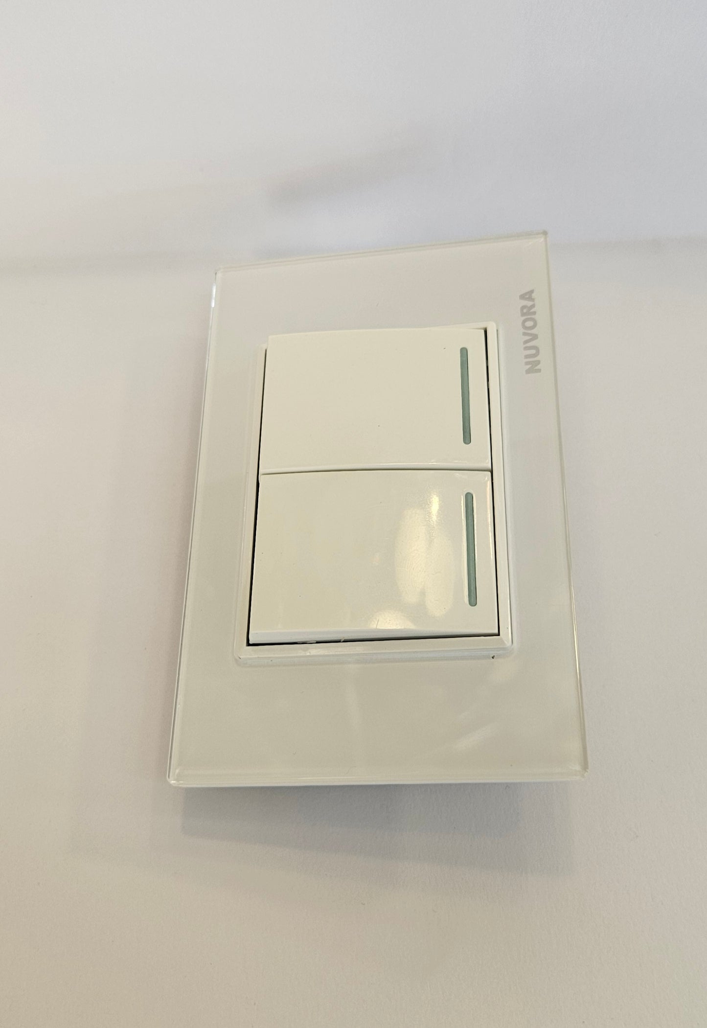 INTERRUPTOR DOBLE ACRILICO 701 BLANCO