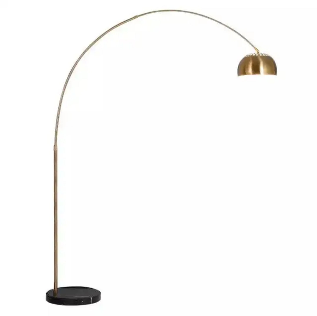 LAMPARA ARCO ORVI DORADO