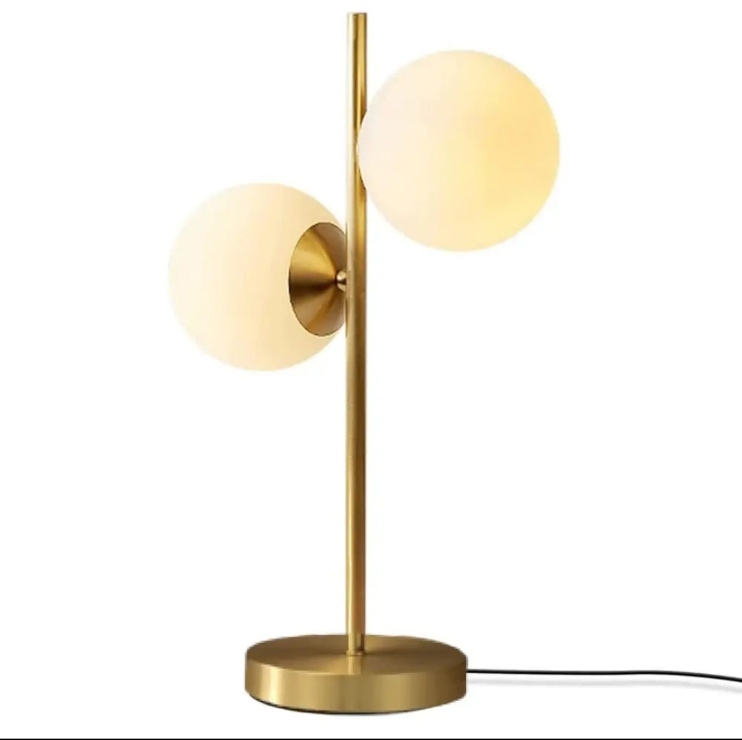 LAMPARA DE MESA BETISS DORADO