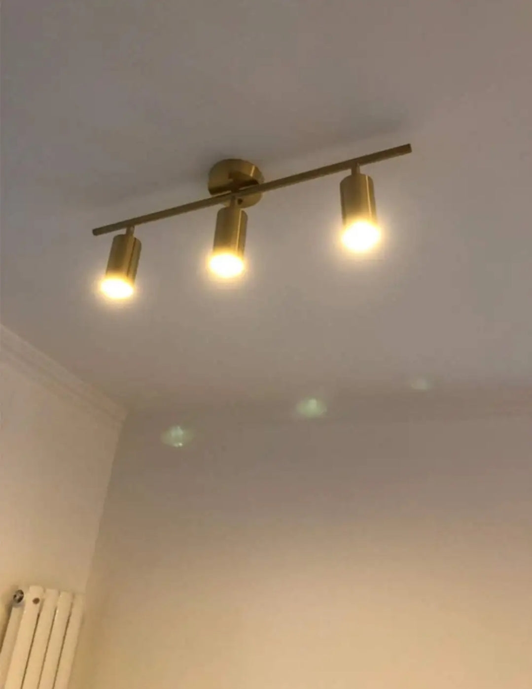 LAMPARA BENJI DORADO 3LUCES GU10