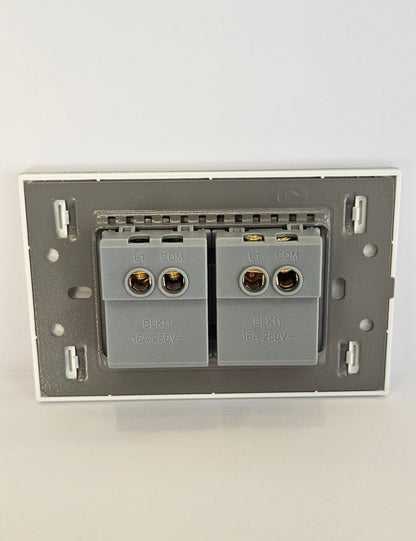 INTERRUPTOR DOBLE ACRILICO 701 BLANCO