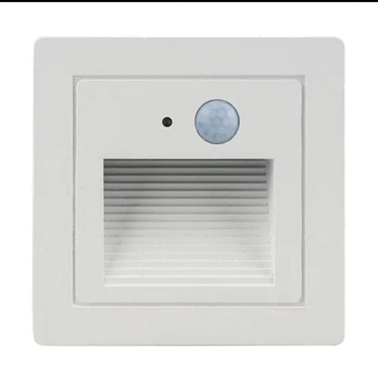 LUZ GUIA 3W CON SENSOR DE MOVIMIENTO IP45 BLANCA